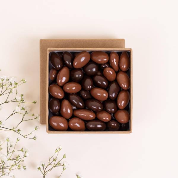 White and green bouquet with chocolates