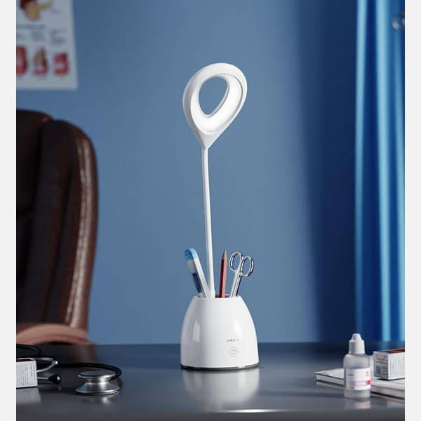 Xech T2C LED Light with Pen Stand
