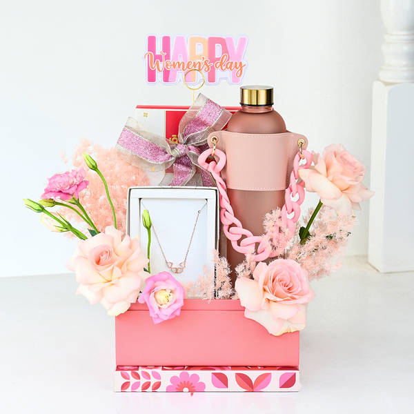 XO Luxe Women's Day Gift Hamper