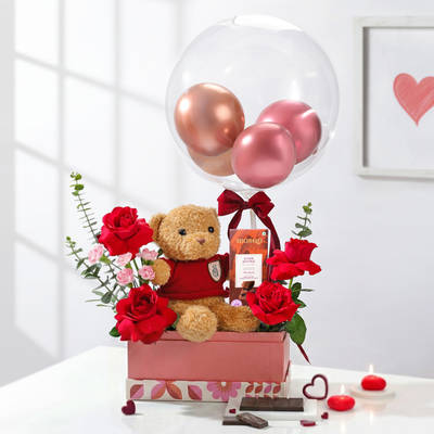 Buy/Send Teddy And Blooms Valentines Day Gift Hamper Online | IGP ...